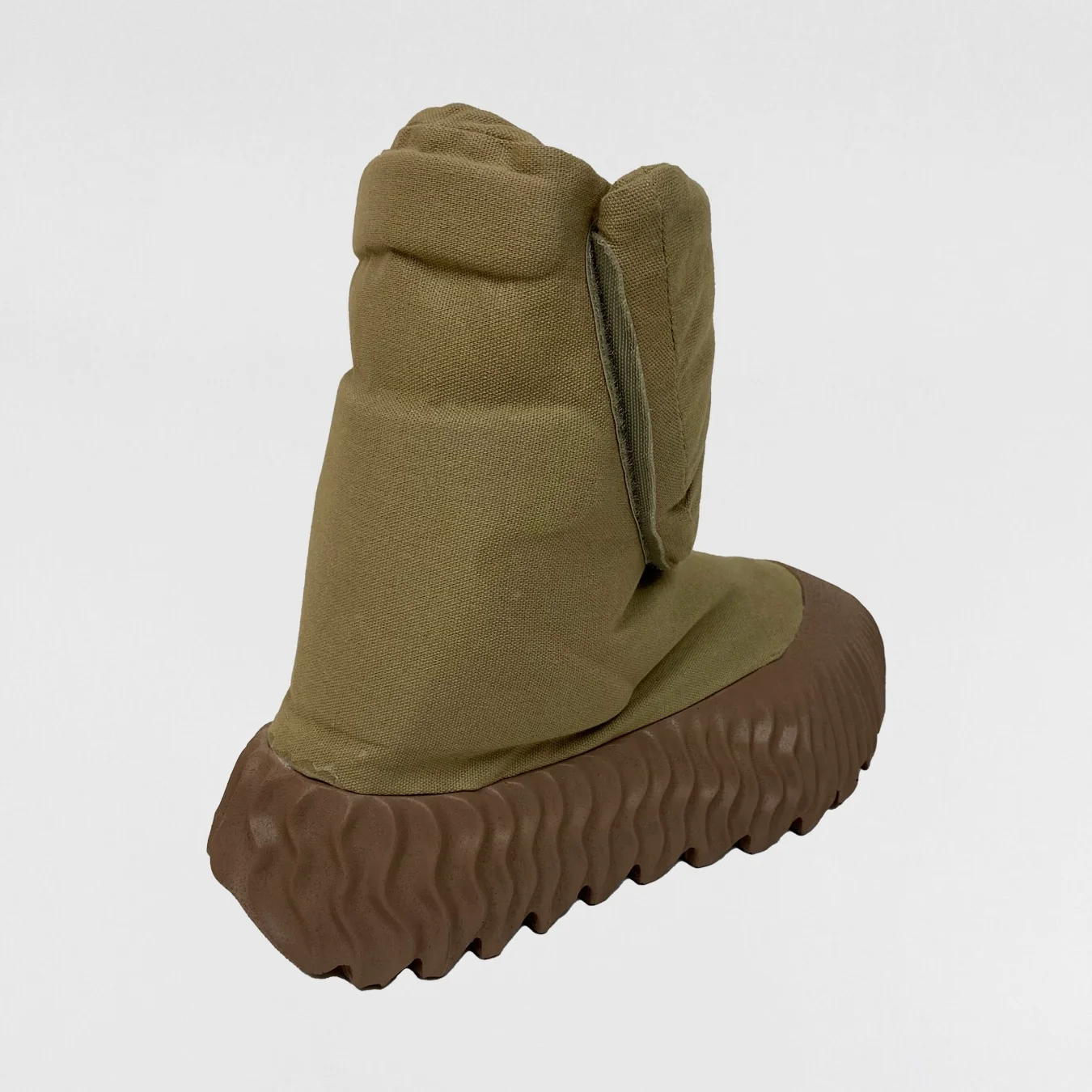 Yeezy Season 8 Unreleased Sherp Padded Sample Boots - Image 9